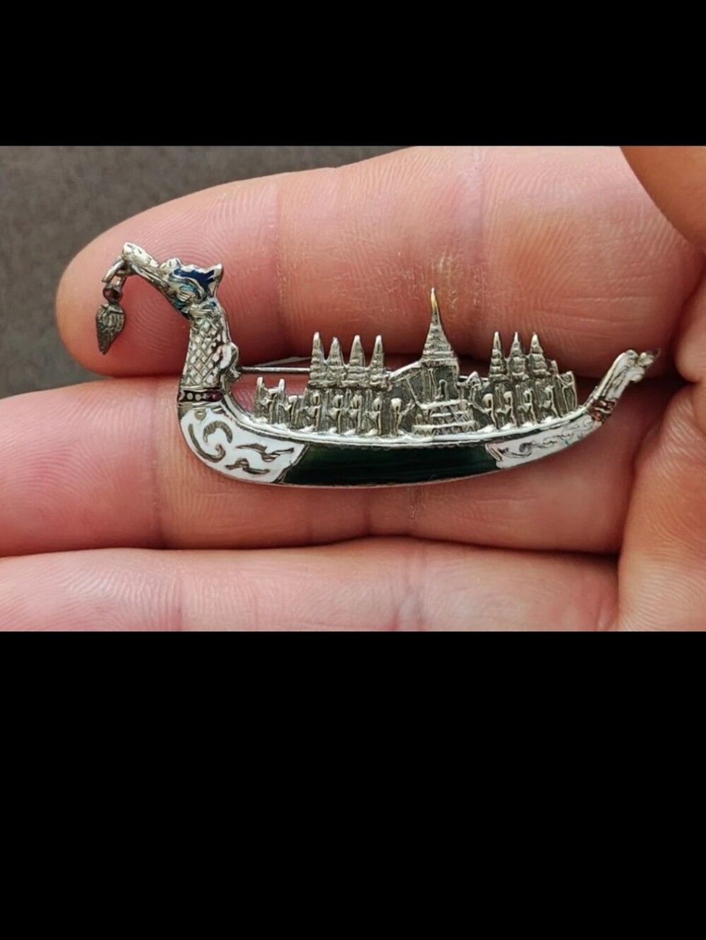 50s Vintage Sterling Silver Black and White Enamel Siam Thai Royal Dragon Brooch